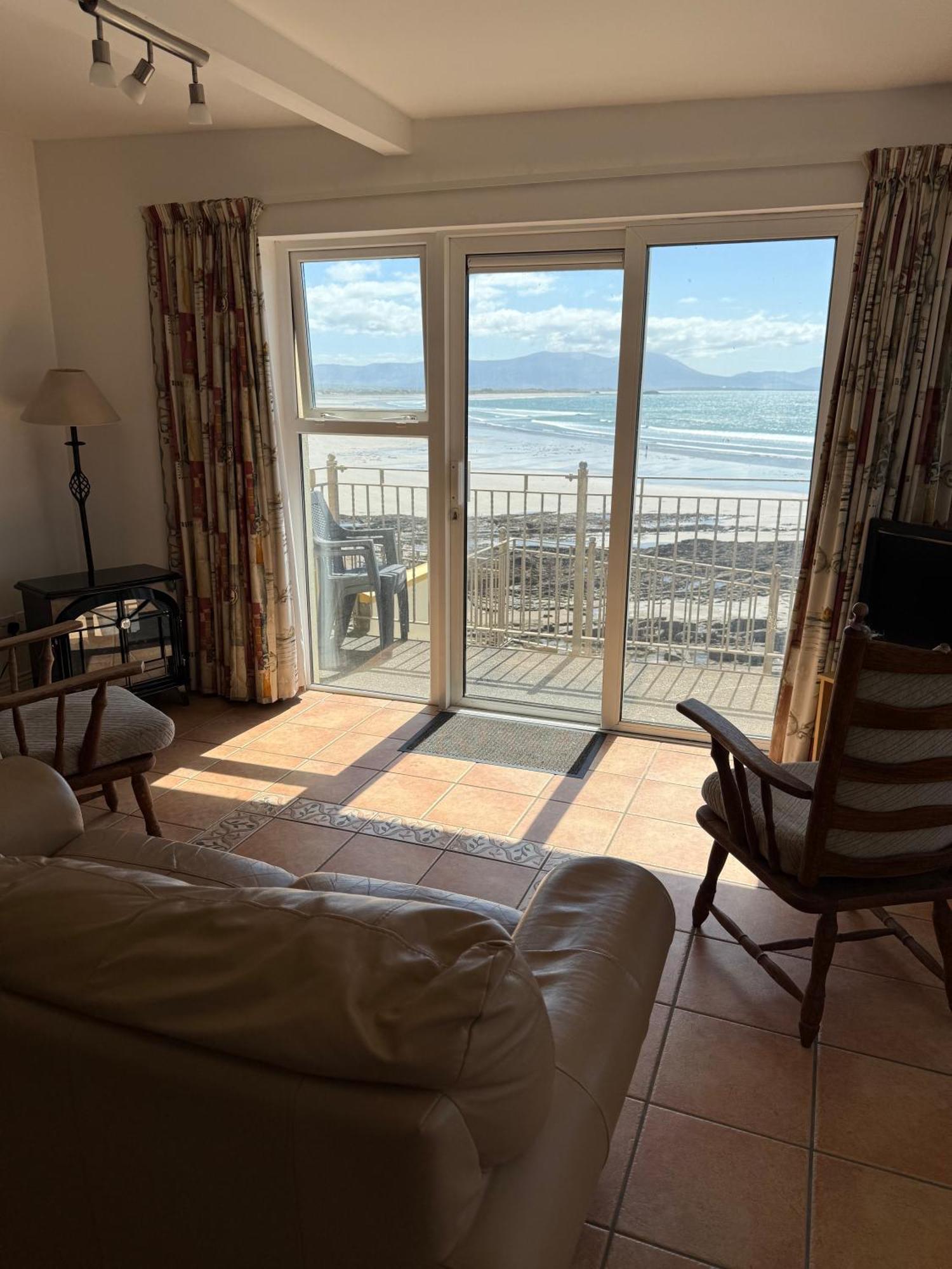 Oneills Apartments Ballyheigue Eksteriør billede