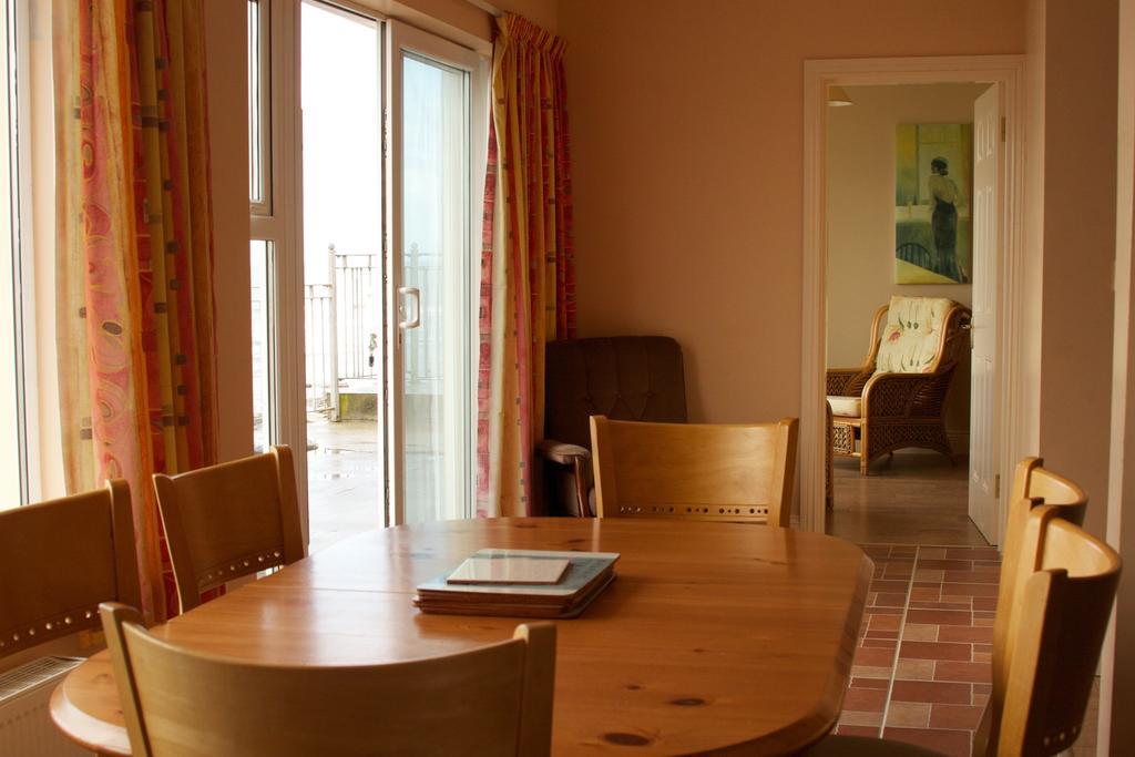 Oneills Apartments Ballyheigue Værelse billede